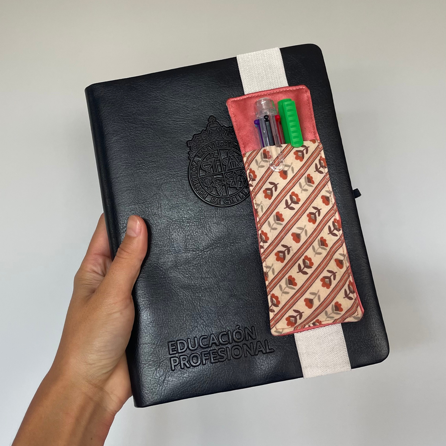 Porta-lapices +lapiz + destacador 38